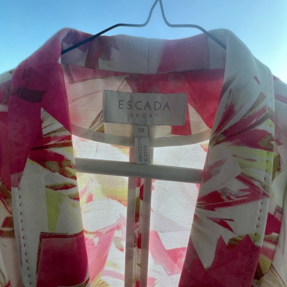 Size 38 - Picture 2 of 4